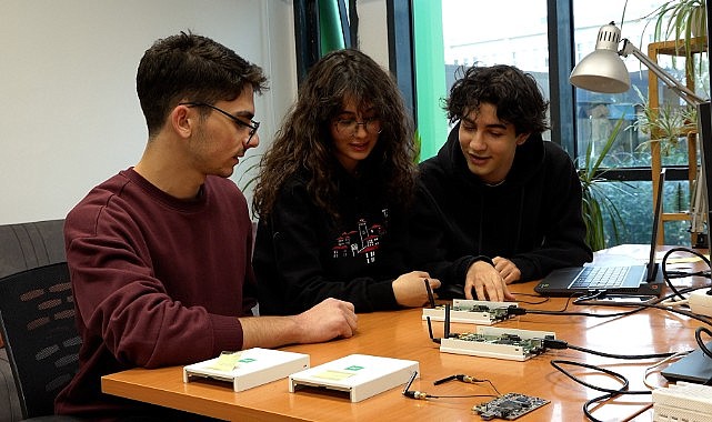Ön lisans öğrenciler 1 dönemlerini işletmelerde tamamlayacak
