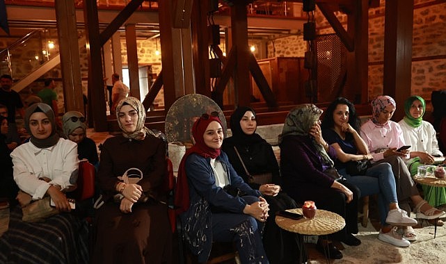 Tarihi Su Dolabı'nda Bozkırın Tezenesi anıldı