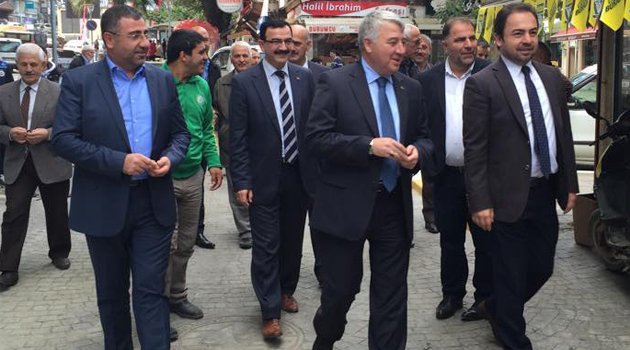 Aday gibi çalışıyor