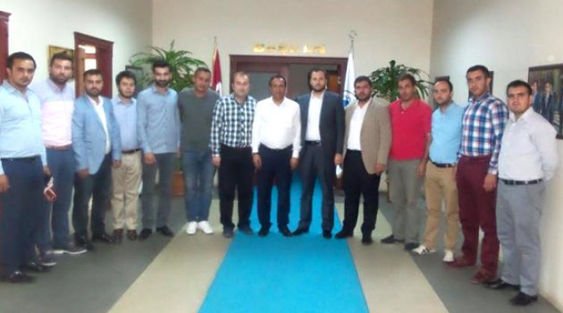 Ak Gençler her hafta bir ilçede