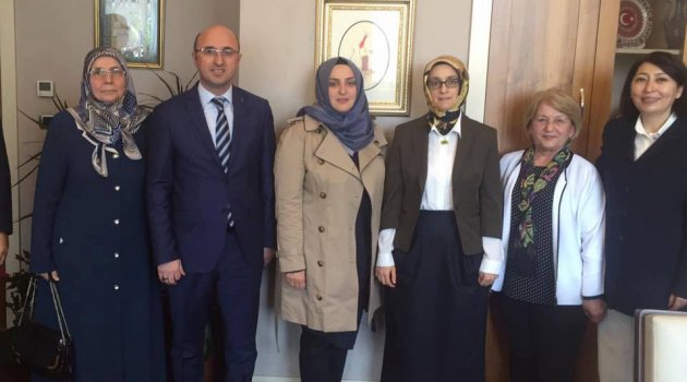 Ak kadınlarda başkan Yılmaz oldu