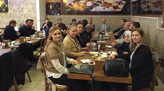 AK Parti’de gündem eğitim çalışmaları