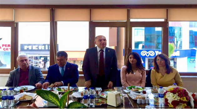 “AK Parti Türkiye’yi yangın yerine dönüştürdü!”