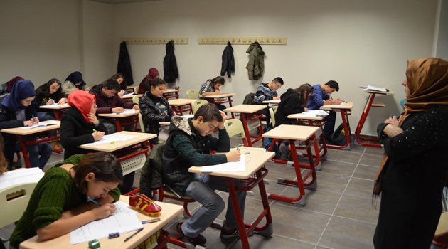 Akademi Lise’de sınav heyecanı
