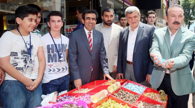 “Alışverişimi esnaftan yaparım”