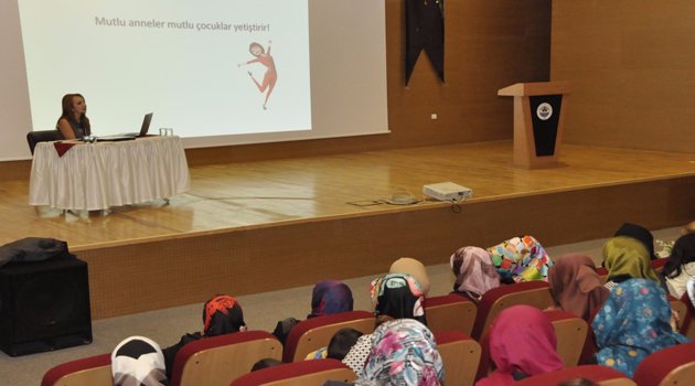 Annelere bilgilendirme konferansı
