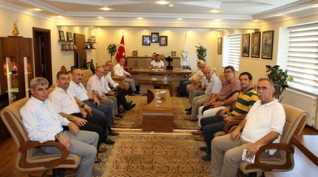 Başkan Karabacak muhtarları ağırladı