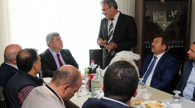 ‘’Biz et ve tırnak gibiyiz’’