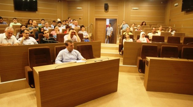 Büyükşehir’de memur personele performans pirimi