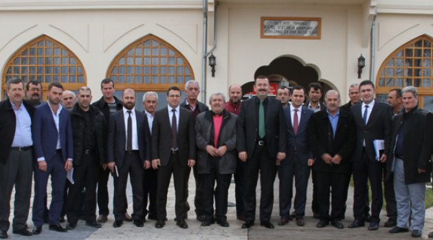 Büyükşehir, muhtarların hizmetinde