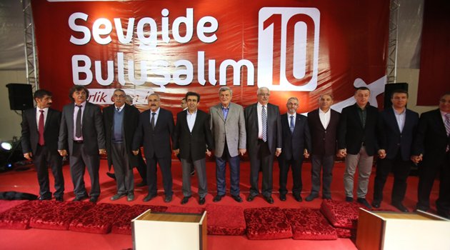 Canlar 10. kez sevgide buluştu