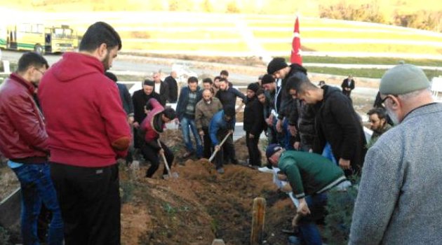 Çatıdan düşen Suriyeli işçi öldü!