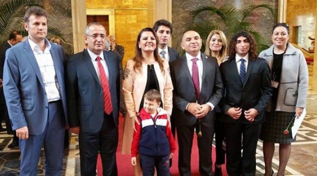 CHP'li vekiller kayıt yaptırdı
