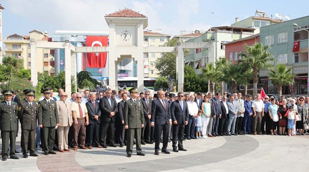 Darıca Zafer Bayramı’nı kutladı