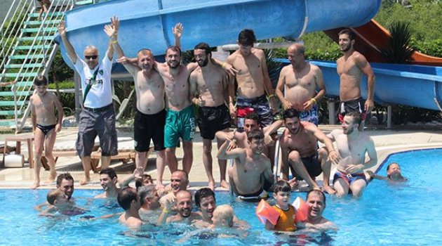 Demirspor’un havuz sefası