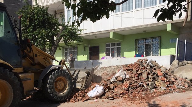 Dilovası Belediyesinden moloz temizliği!
