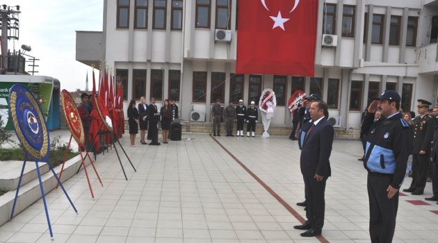 Dilovası’nda 10 Kasım törenlerle anıldı