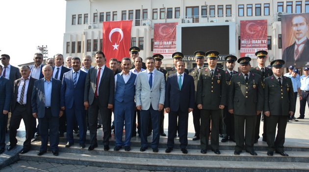 Dilovası’nda 30 Ağustos törenle kutlandı