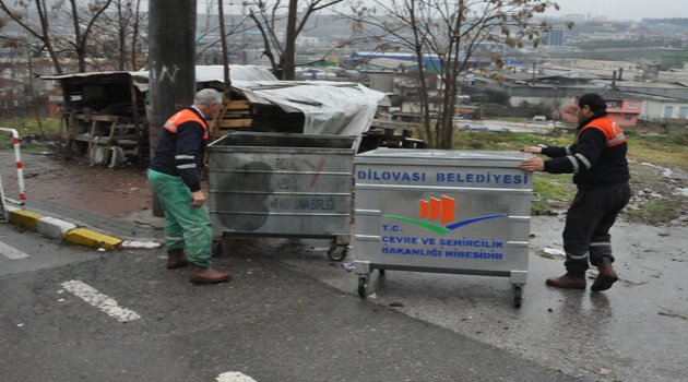 Dilovası’nda çöp konteynırları yenileniyor