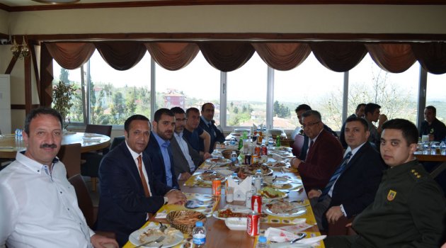 Dilovası protokolü yemekte buluştu