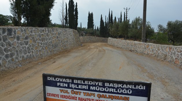 Dilovası Tavşancıl’da yol çalışmaları devam ediyor