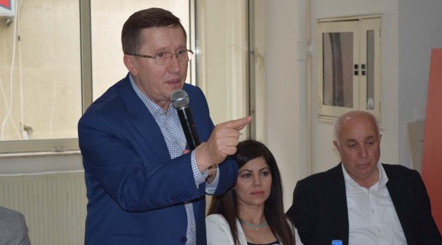 En kısa siyasi fıkra “Fikri Işık”