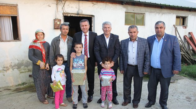Evi yanan vatandaşa Büyükşehir eli uzandı