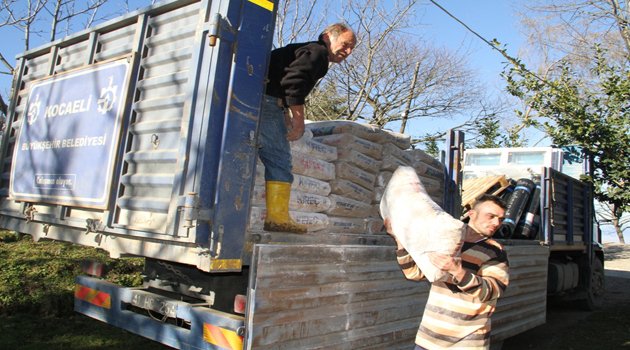 Evlerinin çatısı Büyükşehir’den