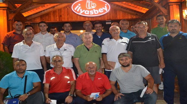 Futbol antrenörlerinden ‘teşekkür’ yemeği