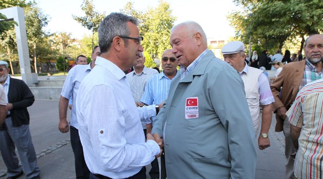 Gebzeli hacıları Köşker uğurluyor