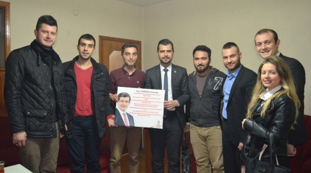 Genç üyeler ihmal edilmiyor