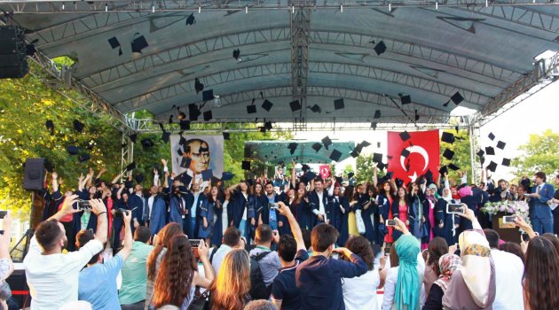 GTÜ’de mezuniyet heyecanı