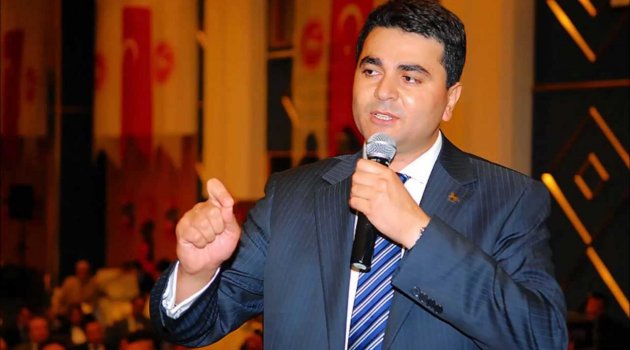 Gültekin Uysal geliyor