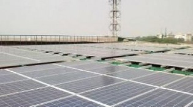 Güneş enerjisiyle çalışan havaalanı