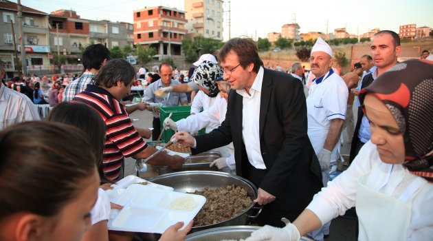 İlk İftar Yenimahalle’de