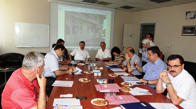 İşyerleri kiralama ihaleleri yapıldı