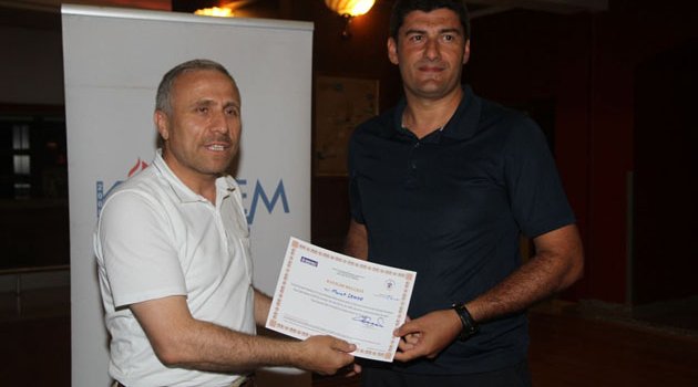 İtfaiyeciler sertifikalarını aldı
