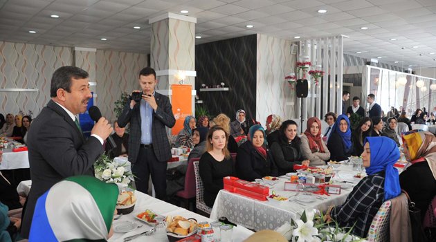 Karabacak, çalışanlarını unutmadı