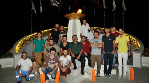 Karabacak gençlerle buluştu