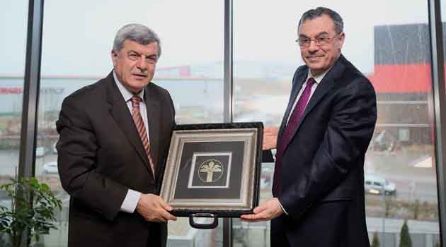 Karaosmanoğlu, Kuveyt Türk’e konuk oldu