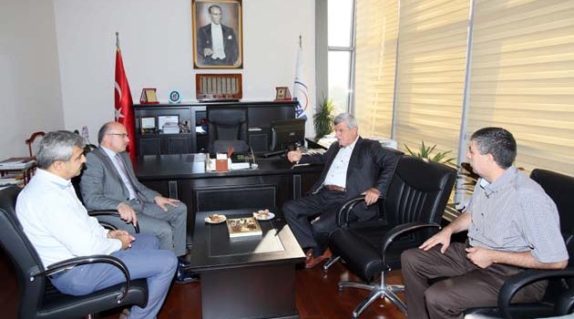 Karaosmanoğlu’ndan iadeyi ziyaretler
