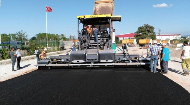 Kartepe’de yollar elden geçiriliyor