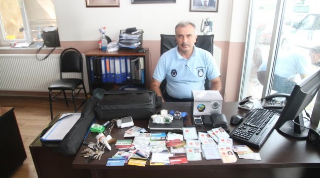 Kayıp eşyalar sahiplerini bekliyor