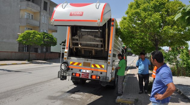Konteynerler sürekli temiz tutuluyor