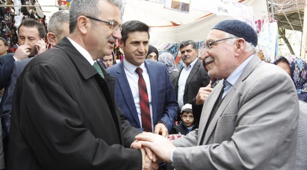 Köşker’den esnaf ve pazar turu