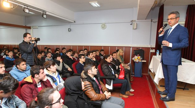 Köşker deneyimlerini gençlerle paylaştı