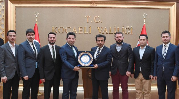 Kulüp Kocaeli, Vali Güzeloğlu’nu ziyaret etti