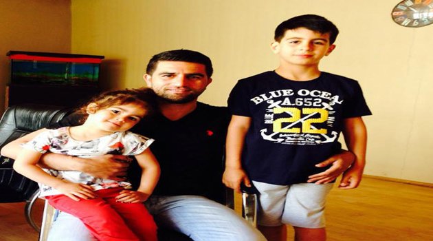 Levent Karadeniz oğlunu sünnet ettiriyor