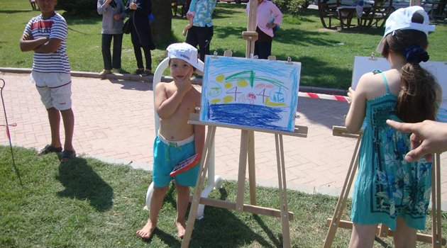 Mavi Bayraklı plajlarda resim yarışması
