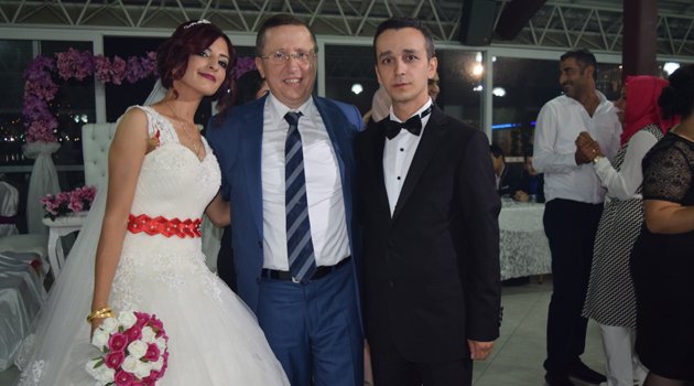 MHP’lileri buluşturan düğün